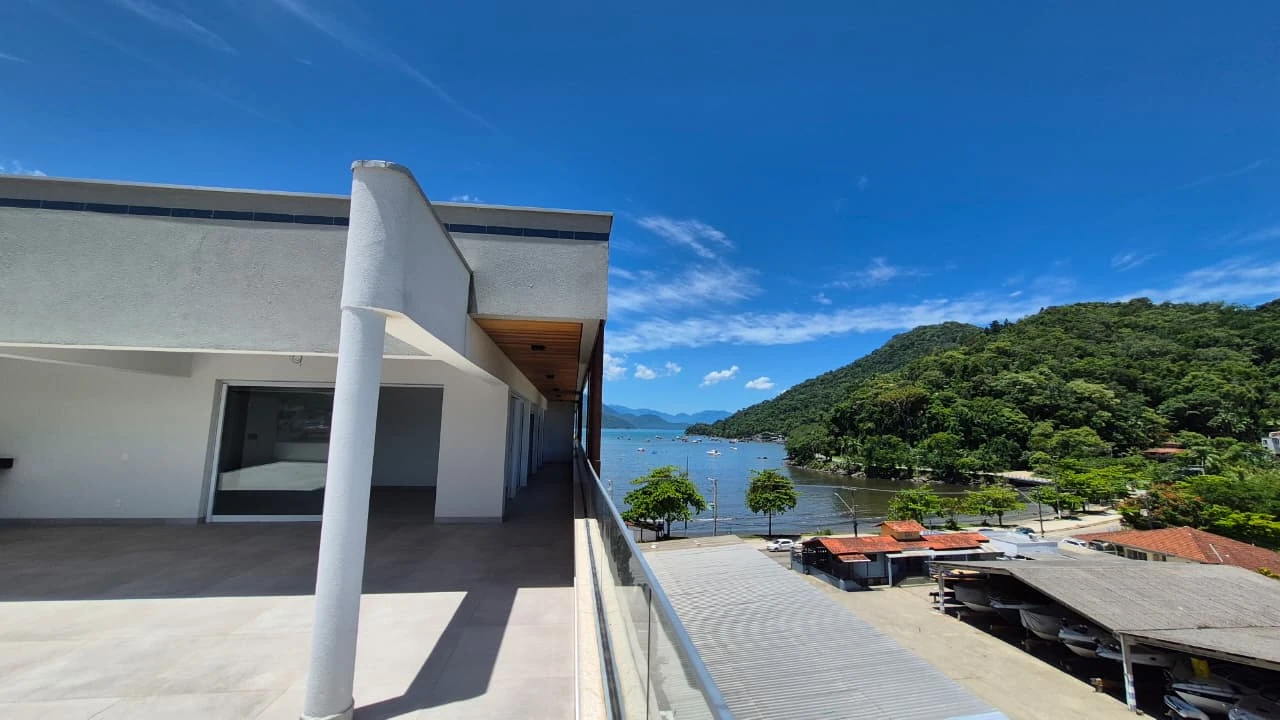 Solarium da Cobertura 303 com vista para o mar